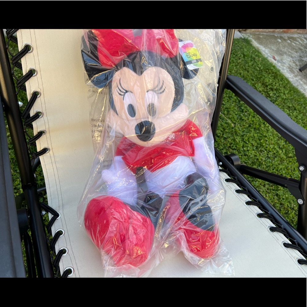 New in wrap still Just Play Disney 22" Minnie Mouse 2019 Plush - Picture 4 of 7